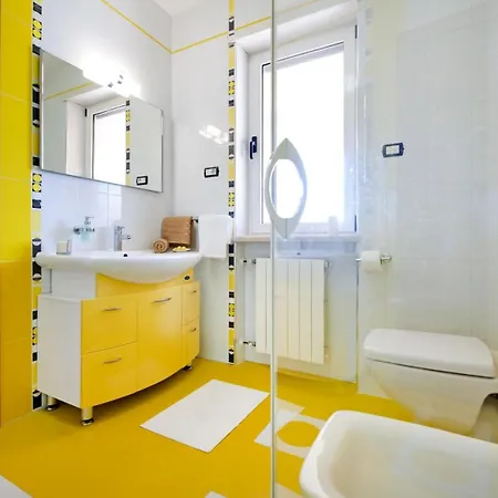 Sky Near Rovinj For 10 People With Private Heated Pool & Children Playground וילה רובינייסקו סלו