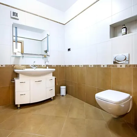 Sky Near Rovinj For 10 People With Private Heated Pool & Children Playground Rovinjsko Selo