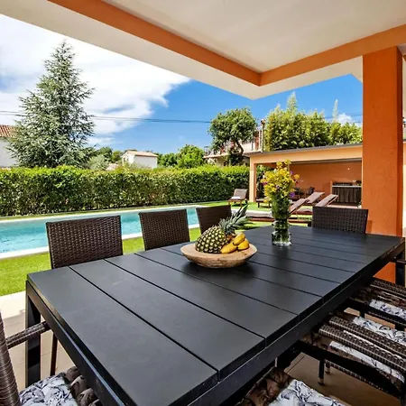 Villa Sky Near Rovinj For 10 People With Private Heated Pool & Children Playground