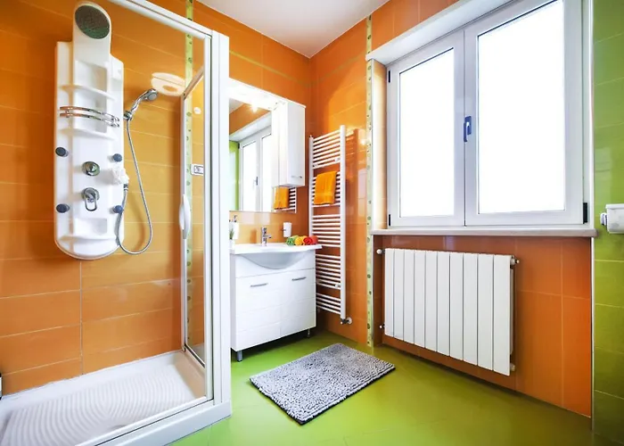 Sky Near Rovinj For 10 People With Private Heated Pool & Children Playground * ロヴィンスコ・セロ